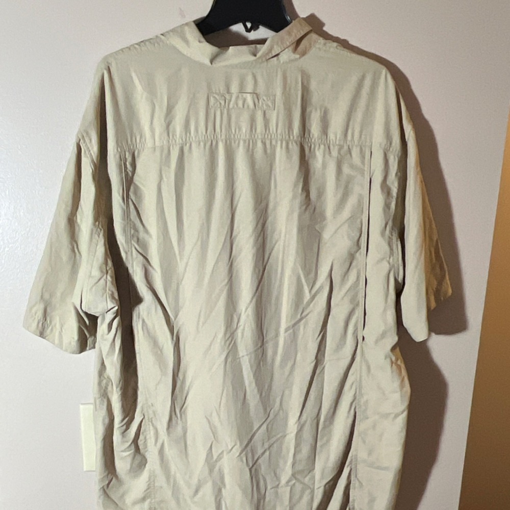 Duluth Trading Co Men's XL Short Sleeve Button-Up Fishing Shirt Beige Pockets‎ - Picture 3 of 5